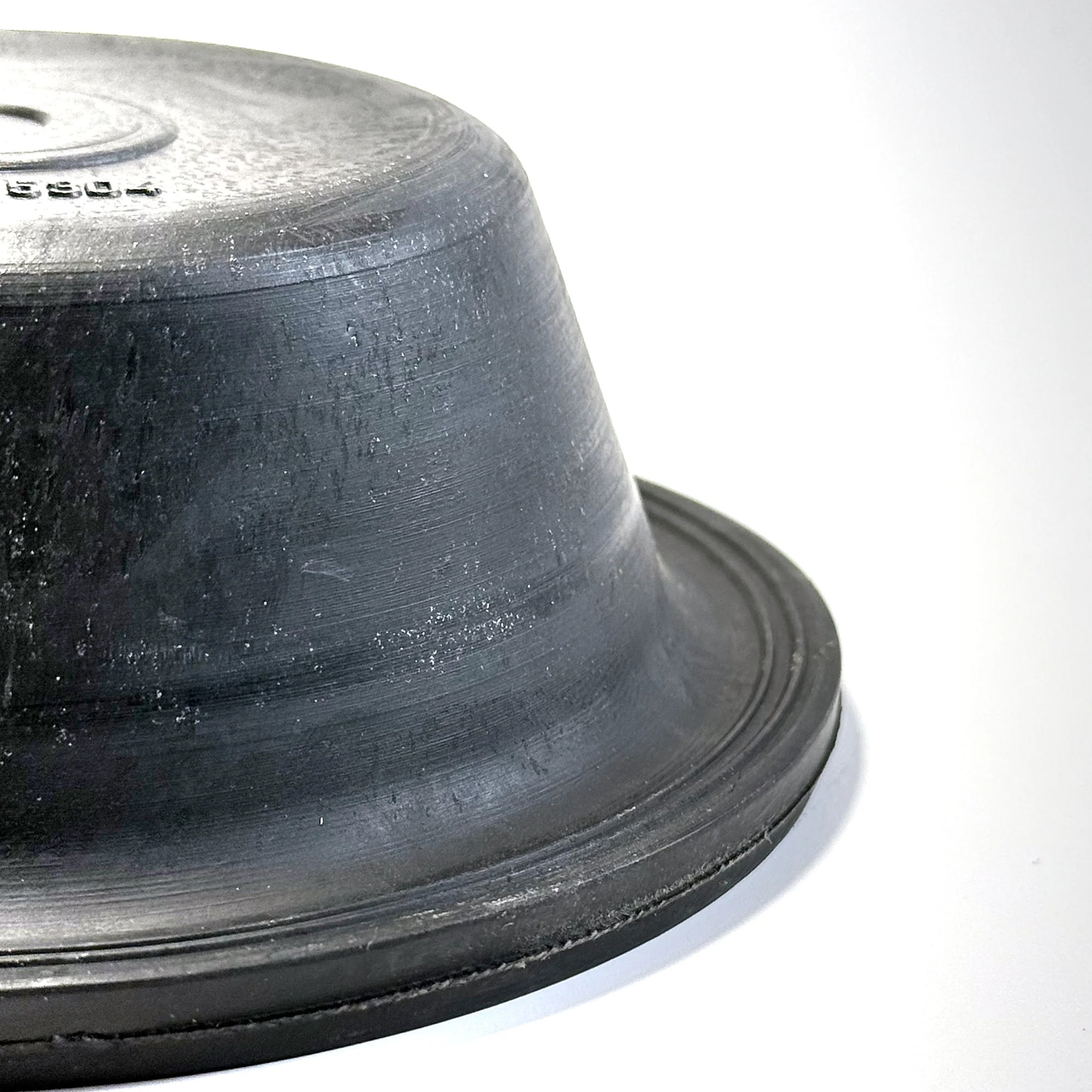 Viaforta VF-14LS — Type 14 long stroke air brake chamber diaphragm — close-up of the bead edge and material texture